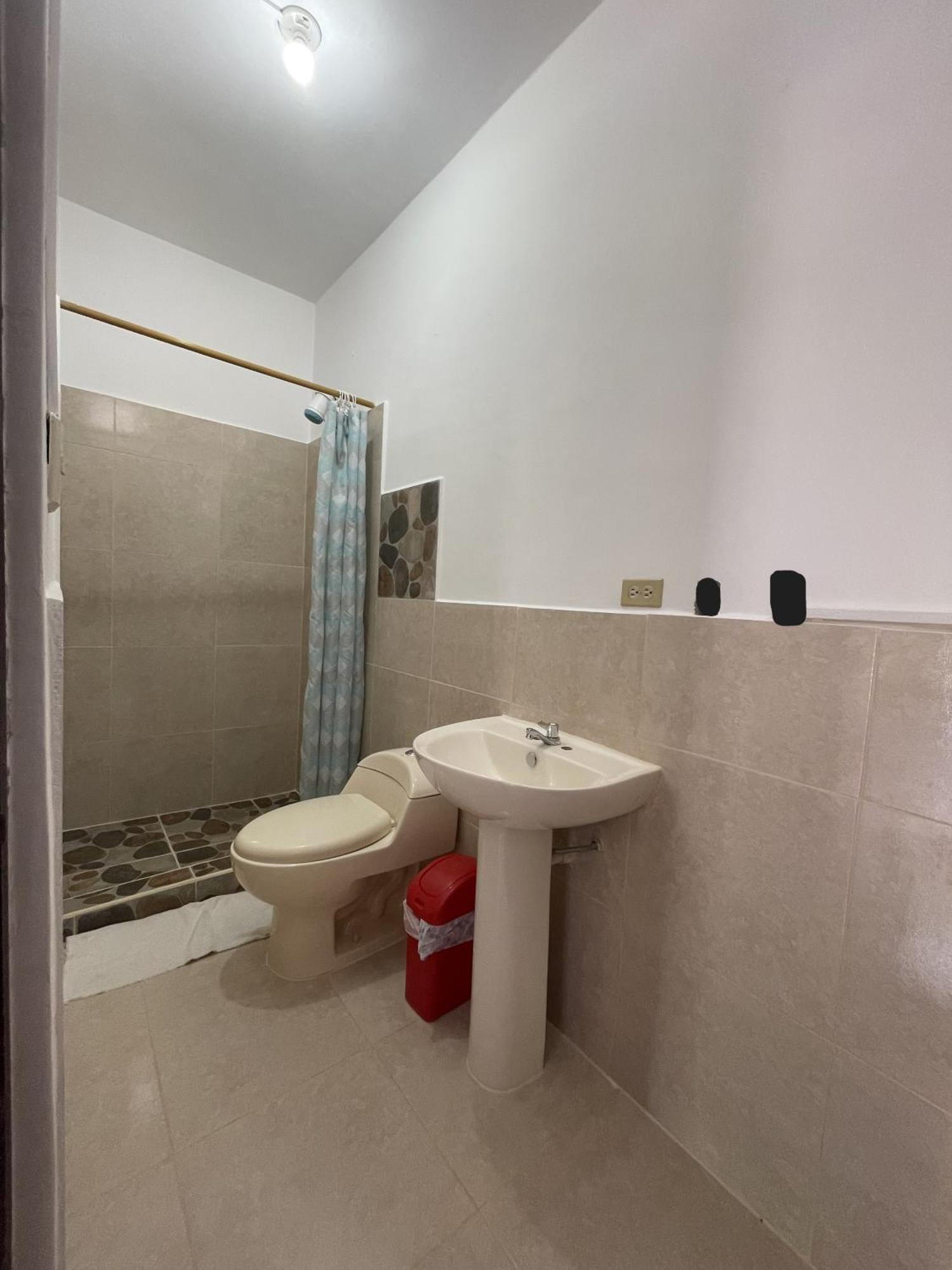 Casa De Huespedes "Darling" Hotel Puerto Baquerizo Moreno Eksteriør billede
